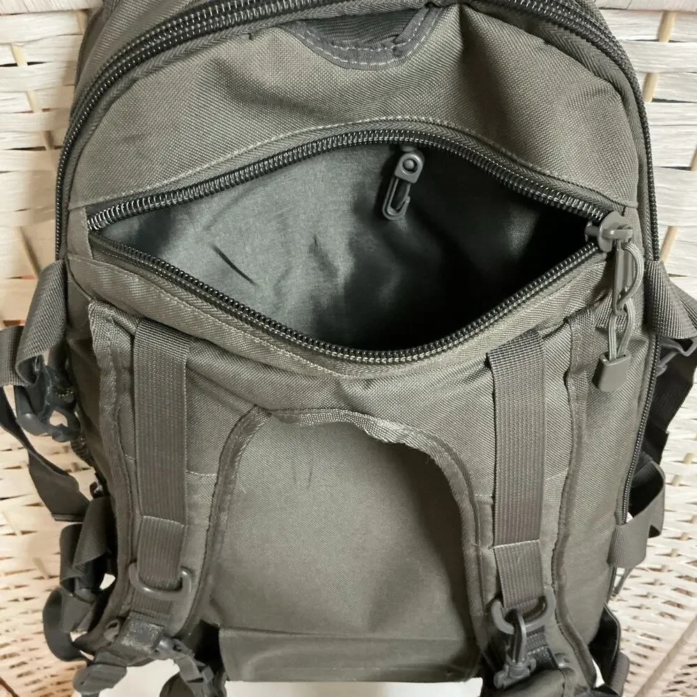 Expandable 40-64, 3-Day‎ Tactical Backpack - Picture 11 of 15